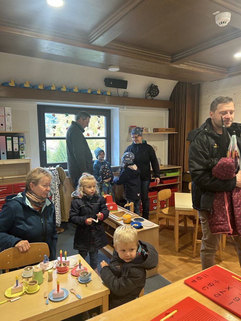 Spiel und Spaß in der Mäusegruppe.