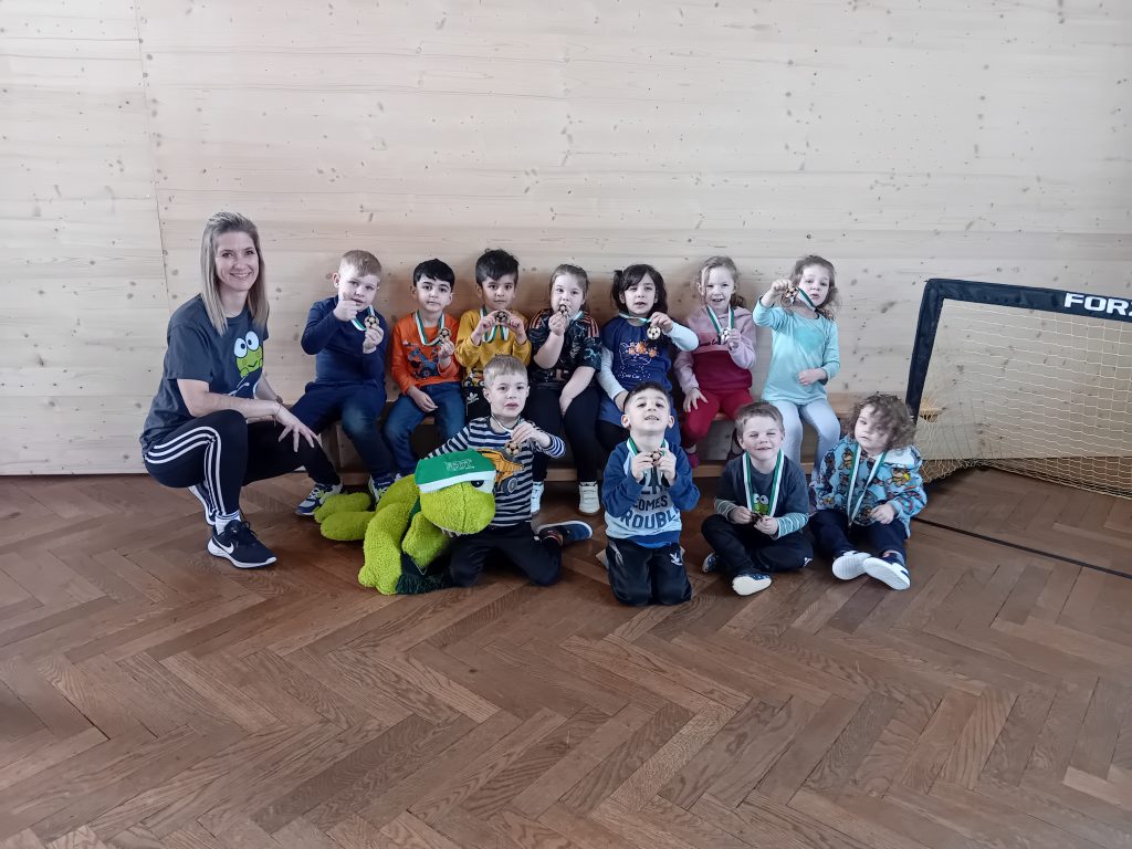 Fußballturnstunde mit FC Ovi Teunz